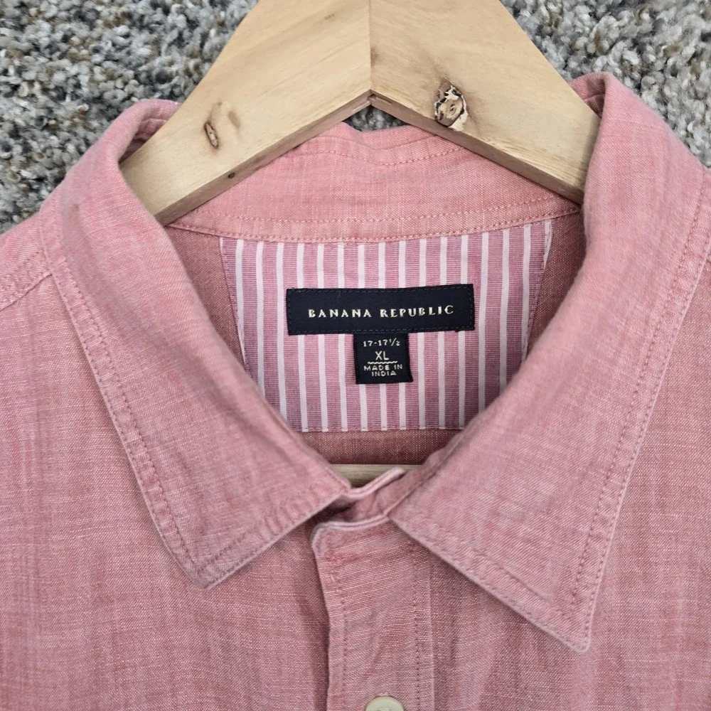Banana Republic Shirt Mens XL‎ 17-17.5 Pink Button Up Pocket Long Sleeve Casual